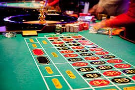 Bàn casino trực tuyến kqpd với dealer thật phát sóng trực tiếp